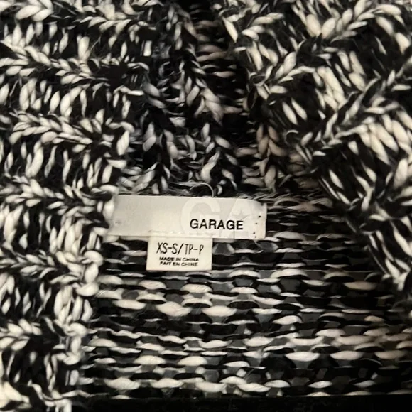 Garage- Black & White Sweater - Picture 4 of 4